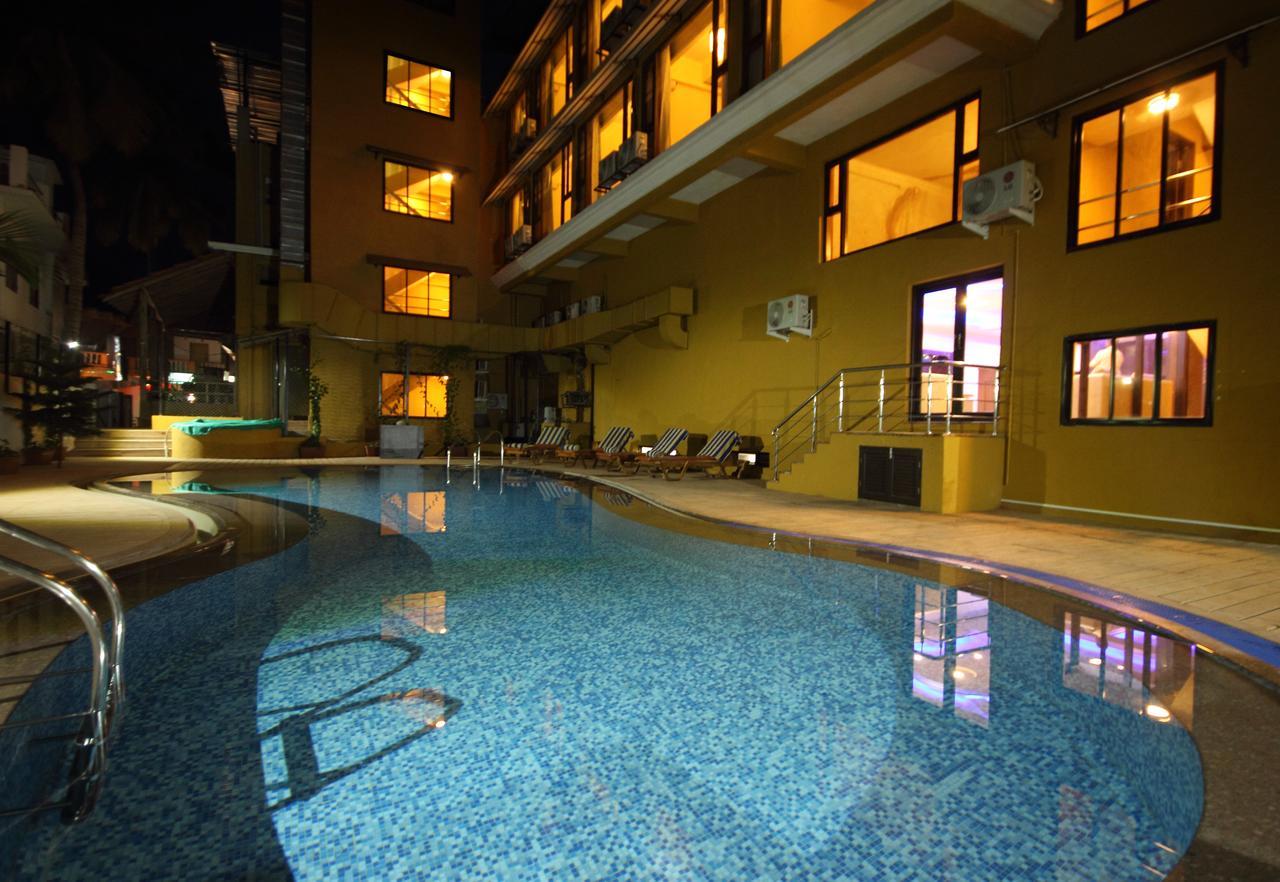 De Baga Deck Comforts Calangute Exterior photo